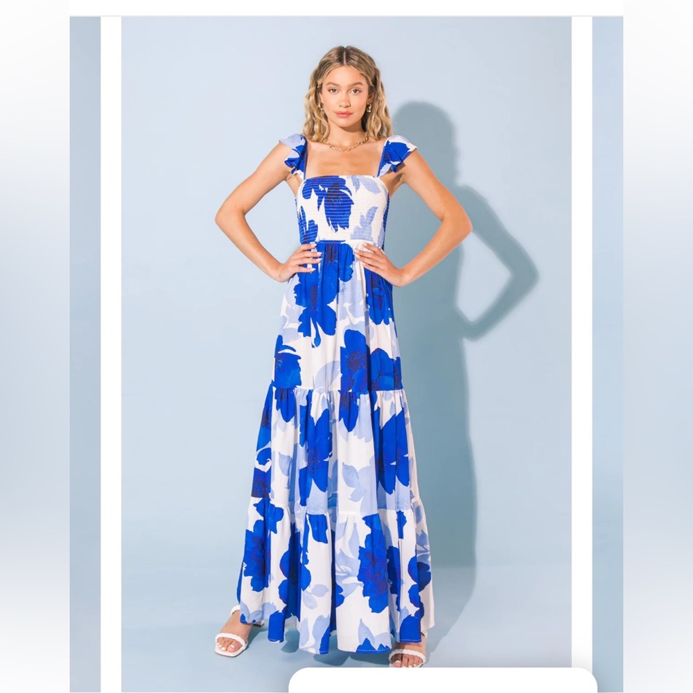 Feel like moving maxi dress